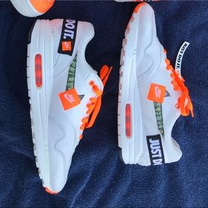 Nike air max (just do it)